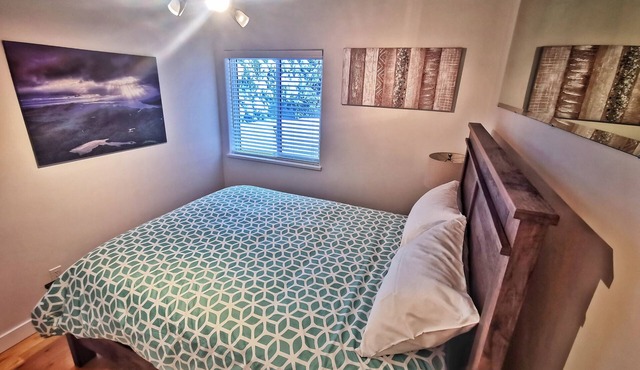 Lux Quarters Kitimat River Suite. Quiet neighborhood, Private yard.