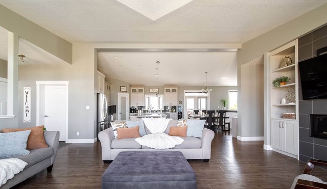 Luxury Farmhouse Retreat Sleep 16 Patio AC