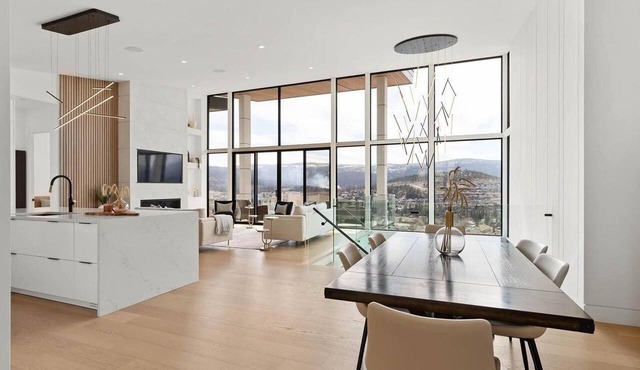 Luxury Home in Kelowna