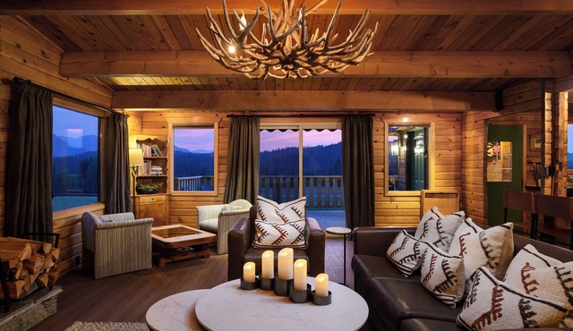 Luxury Rocky Mountain Retreat w/Heated Pool & Trails on 3,000 Private Acres