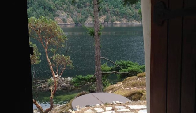 Malahat Fairyland Cottage
