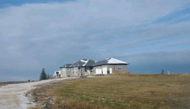 Miracle comfy and cozy stay in Mayerthorpe