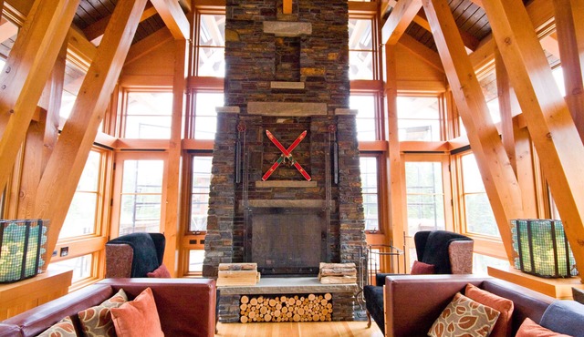 Modern Mountain Luxury Chalet at Kicking Horse Mountain Resort