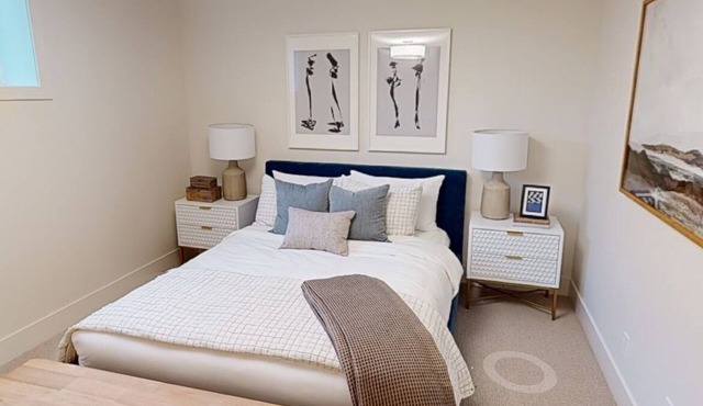 Mountain Views & Luxury living ! Closer to Banff/Canmore Yet in Calgary City in Calgary