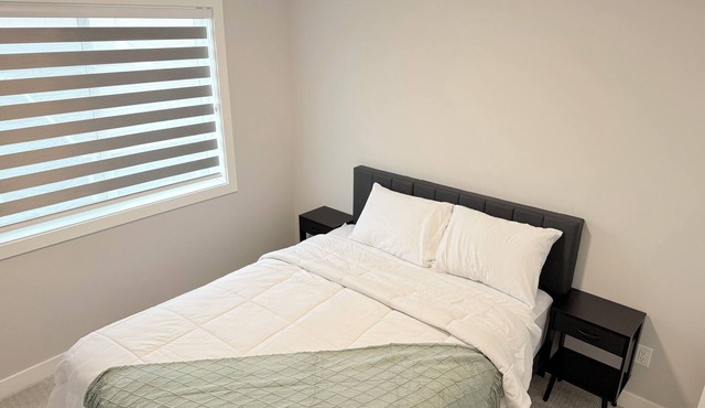 New 3BR home near Calgary & Banff