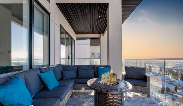 Oasis view, Theatre, Firepit/BBQ , Family Friendly in Kelowna