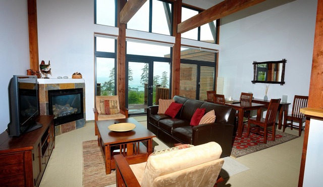 Oceanview Condo - Pacific Rim Retreat