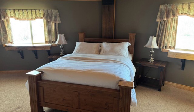 Octagon Oasis | Private Indoor Pool & Lake Access