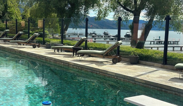 Okanagan Waterfront Mansion