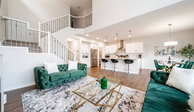 Orchards Retreat | AirCon | Sleeps 10 | Near Airpt