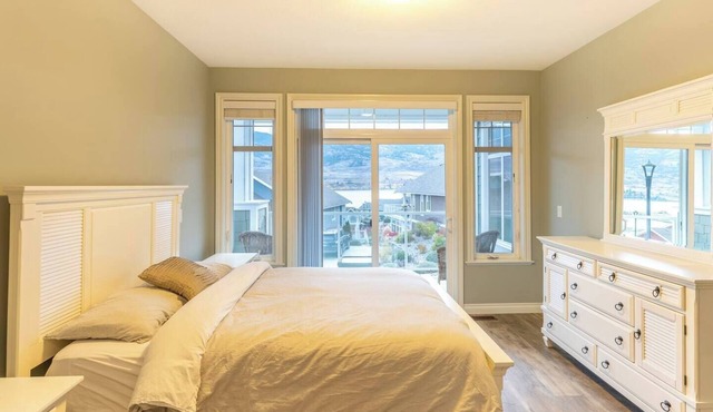 Osoyoos Cottage Retreat | Private Beach & Pools in Osoyoos