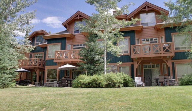 Panorama Mountain Resort 2BR/2BA Perfect Family Ski Getaway-February 20-27 2027