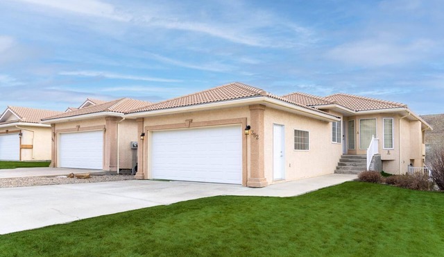 Paradise Canyon Golf Resort - Signature Villa 382
