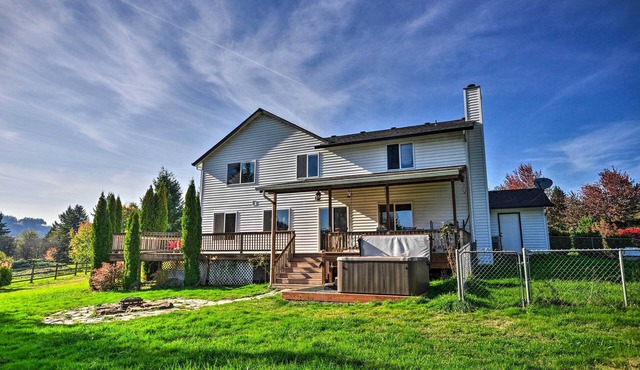 Peaceful, Pet-Friendly Washougal Paradise! in Washougal