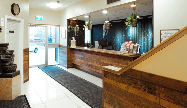 Pemberton Hotel