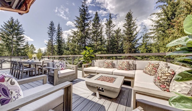 Pinnacle Ridge 5 - Ski in Ski out, Private Hot Tub, Gas Fireplace