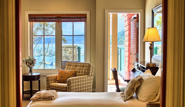 Poets Cove Resort & Spa