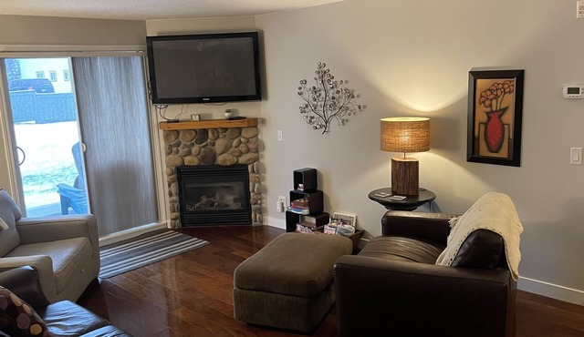 Radium Cozy Condo @The Peaks