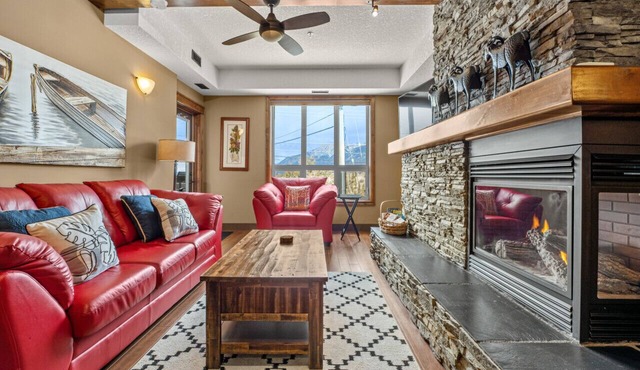 Red Spruce | Hot Tub | Pool | King Bed
