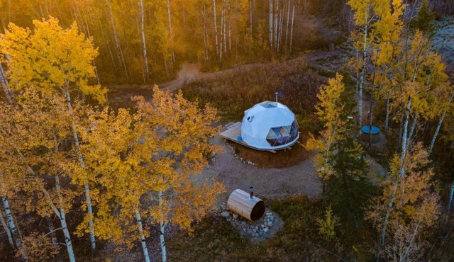 Refuge Bay's Ignis Dome - Luxury Off Grid Escape