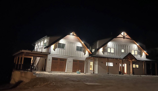 Revelstoke’s Seasonal Carriage House