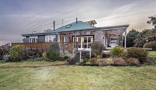 Rivendell - Horopito Holiday Home in Horopito