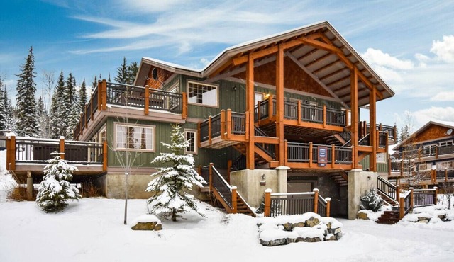 Rockies Escape, Skiing, Hiking & Private Hot Tub