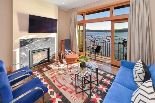 Salishan Chief Suite by EMR Vacation Rentals