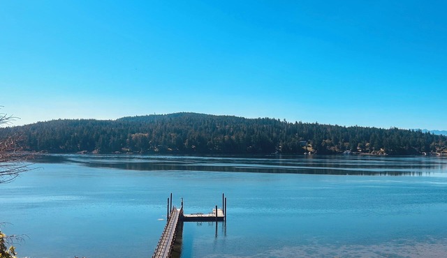 Seascape Suite: Dock, Beach Access, & Free Kayaks!