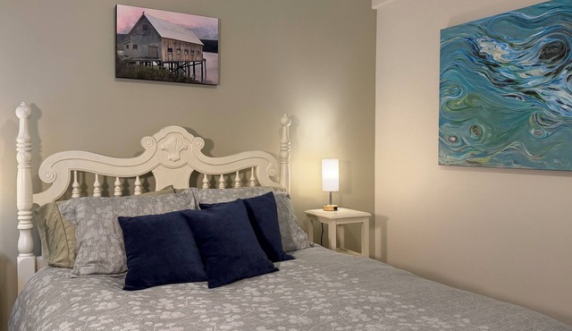 Sitka Suite - Apartment in James Bay, Victoria