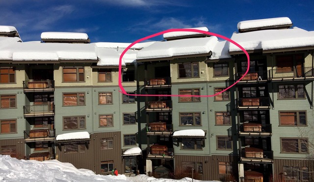 *SKI IN/OUT SLOPESIDE LUXURY PENTHOUSE ON RED MOUNTAIN*HOT TUB* MOUNTAIN VIEWS*
