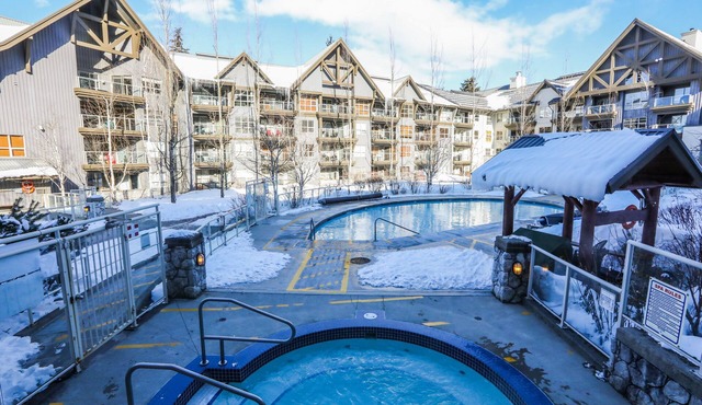 Slopeside Ski In/Out, Mountain Views | Pool and Hot Tub in Whistler | WiFi & Calling in NA