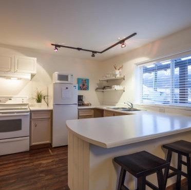 Snow Valley Lodging