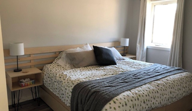 Southside Mountain Views - 1 Bedroom Suite - Long-term Rental