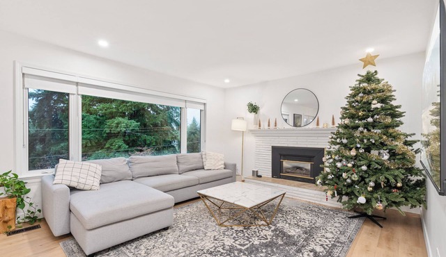 Spacious 4BR North Van Home - Perfect for Groups