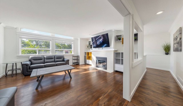 Spacious 5BR Family Home in North Delta, BC