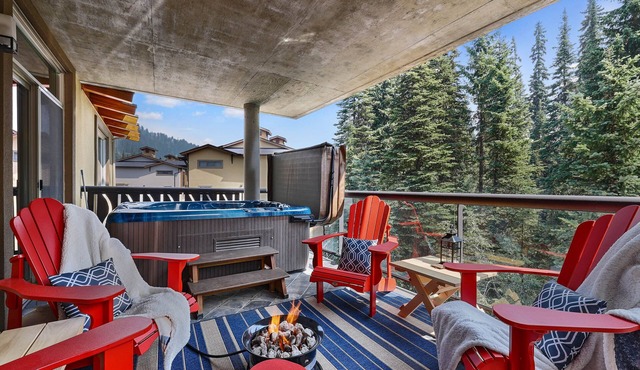 Spacious Ski in/out Condo in Sun Peaks Village