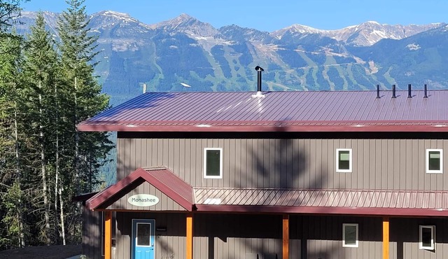 Stay Golden - Monashee House