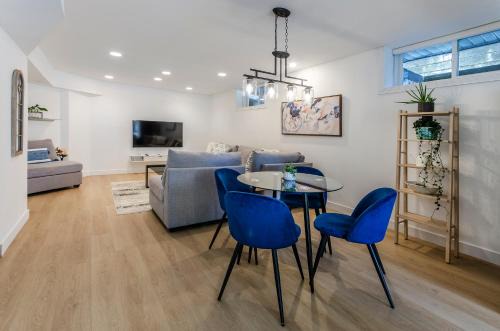 Stylish 2BR Retreat with a Private Yard