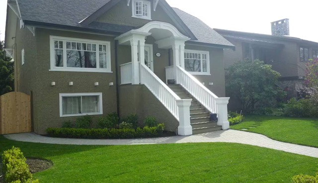 Sunny family-friendly house in Kits