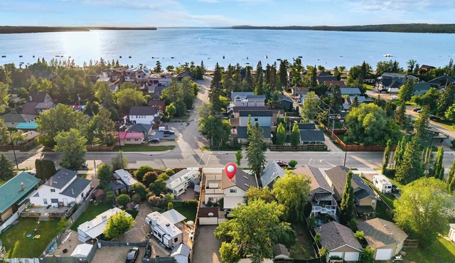 Tahimik Shores | By Lake | BBQ+Firepit | Sleeps 10