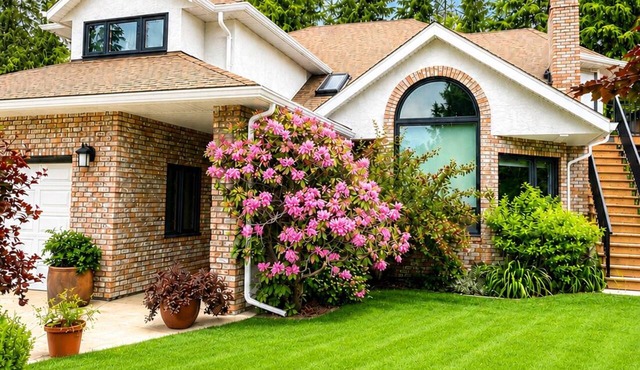 THE HI-MARK HOUSE - Pool, Hot Tub, AC, Pool Table, walking distance to beach