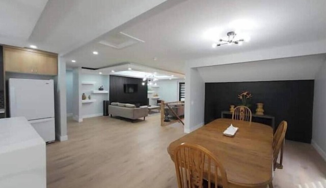 The Luxe Escape Calgary I 3BR Vacation Home