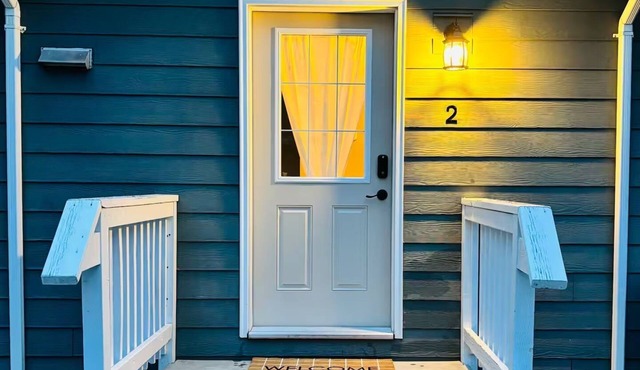 The Nook at Latimer - 2 Bedroom Carriage House- Short Walk to Downtown and Beach