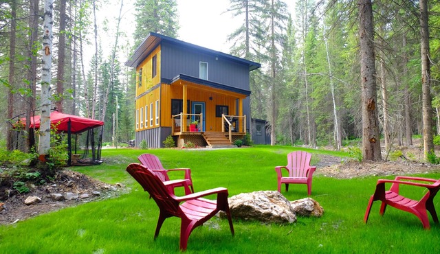 The Stag Chalet, new Sauna in the forest! Fast wifi!