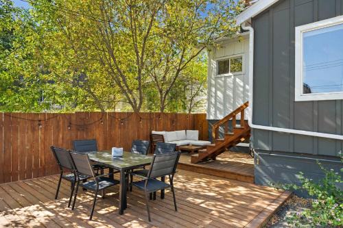 The Sunny 2 Suites 10 Pax Pet Friendly Stay