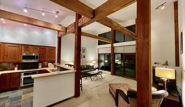 Top-Floor Villa With Pacific Ocean Views Bbv in Ucluelet