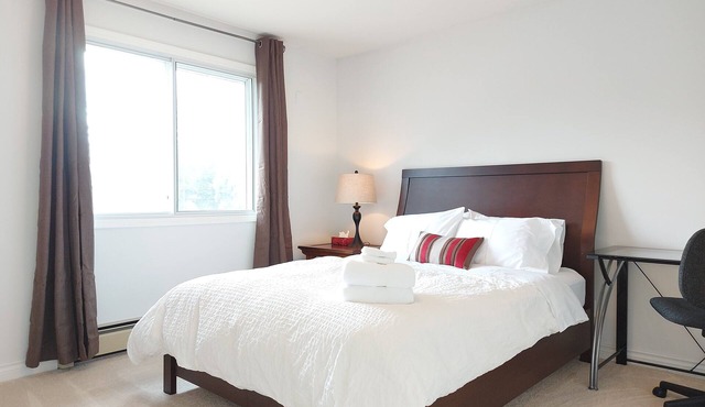 Tranquil Retreat 2-Bedroom Suite on 2nd Floor