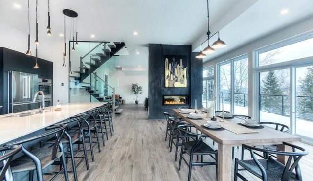 Tremblant Summit: Travel Experience Beyond Compare in La Conception