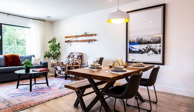 Tucker's Place - Pet Friendly Condo w/Hot Tub